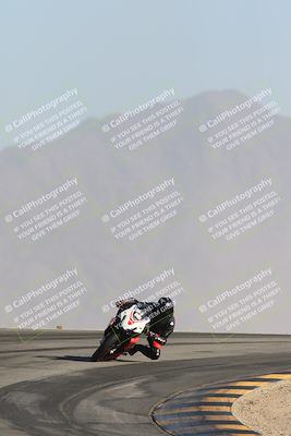 media/Jan-09-2025-Racers Edge (Thu) [[9e316ffd38]]/3-B Group/Session 4 (Turn 12 The Slide)/